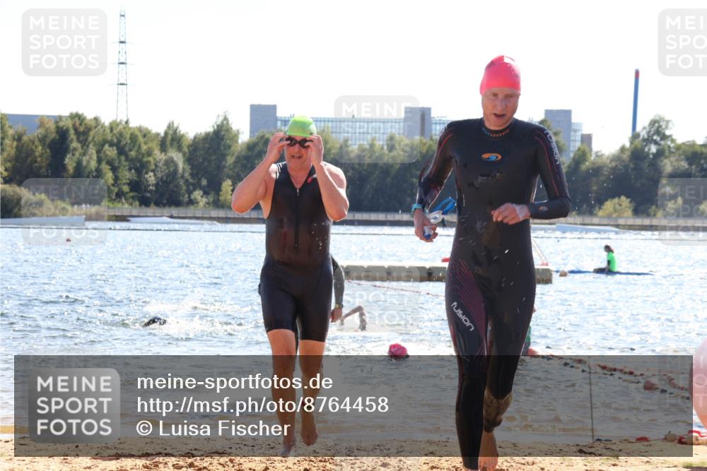 07.09.2025 - 19. Norderstedt Triathlon Luisa Fischer http://msf.ph/oto/8764458 07.09.2025 15:03:41 Schwimmen 1435, 1533, 1534 meine-sportfotos.de