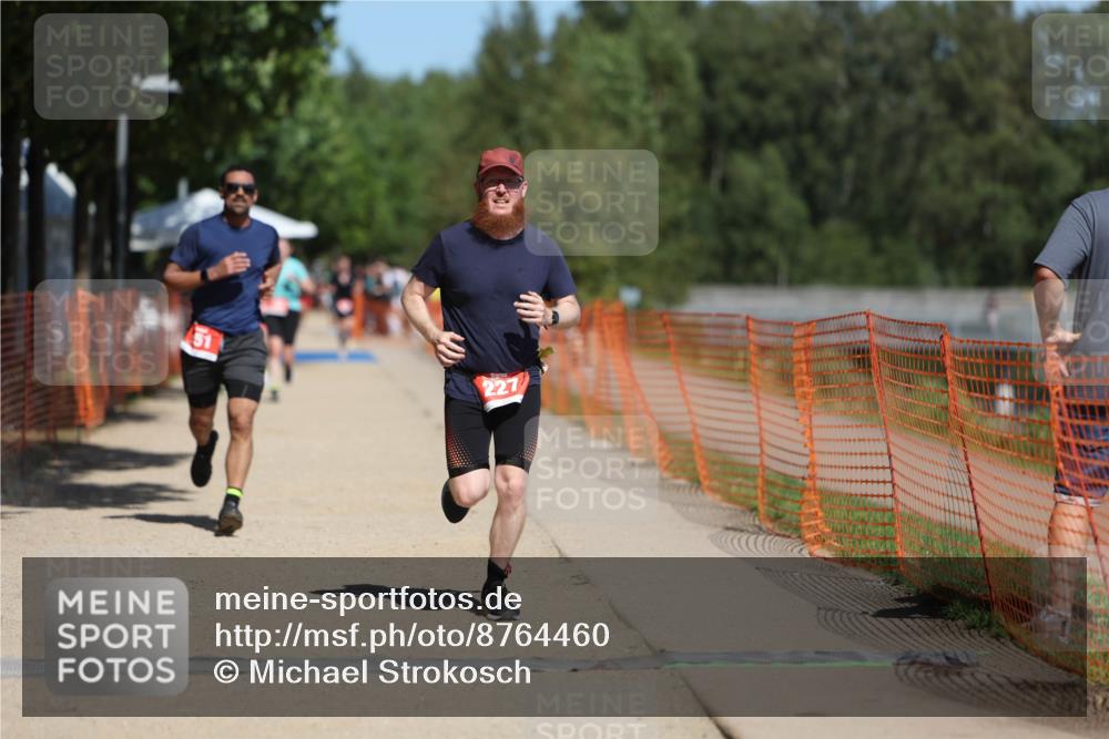 07.09.2025 - 19. Norderstedt Triathlon Michael Strokosch http://msf.ph/oto/8764460 07.09.2025 12:58:22 Laufen 227, 251 meine-sportfotos.de