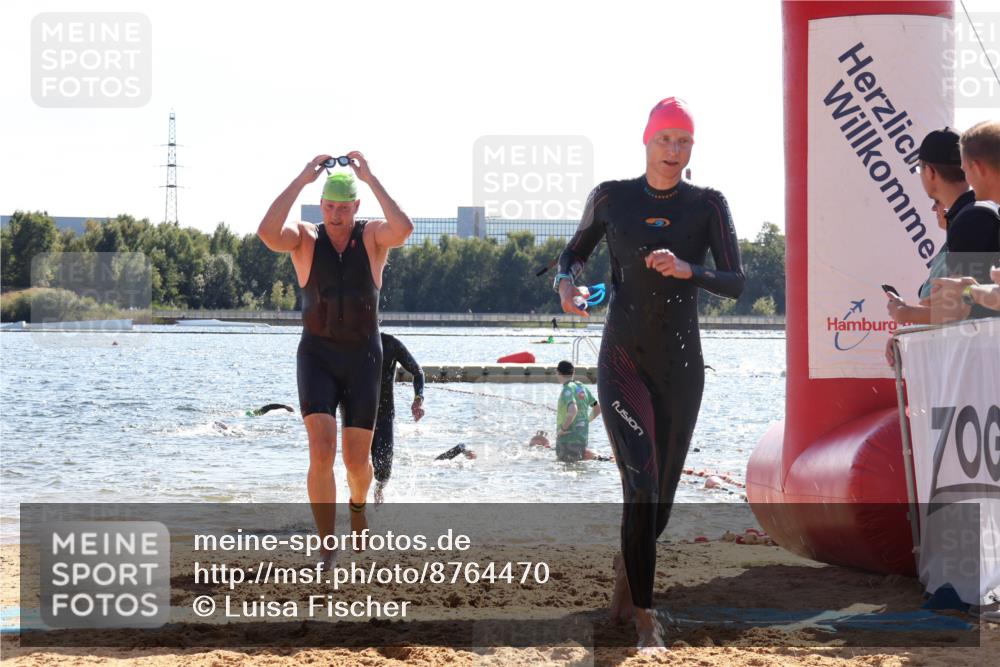 07.09.2025 - 19. Norderstedt Triathlon Luisa Fischer http://msf.ph/oto/8764470 07.09.2025 15:03:42 Schwimmen 1435, 1533, 1534 meine-sportfotos.de
