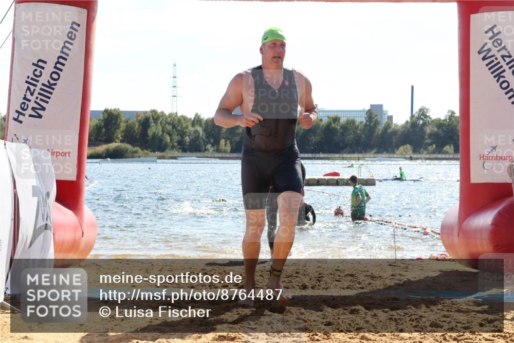 07.09.2025 - 19. Norderstedt Triathlon Luisa Fischer http://msf.ph/oto/8764487 07.09.2025 15:03:44 Schwimmen 1435, 1533, 1534 meine-sportfotos.de