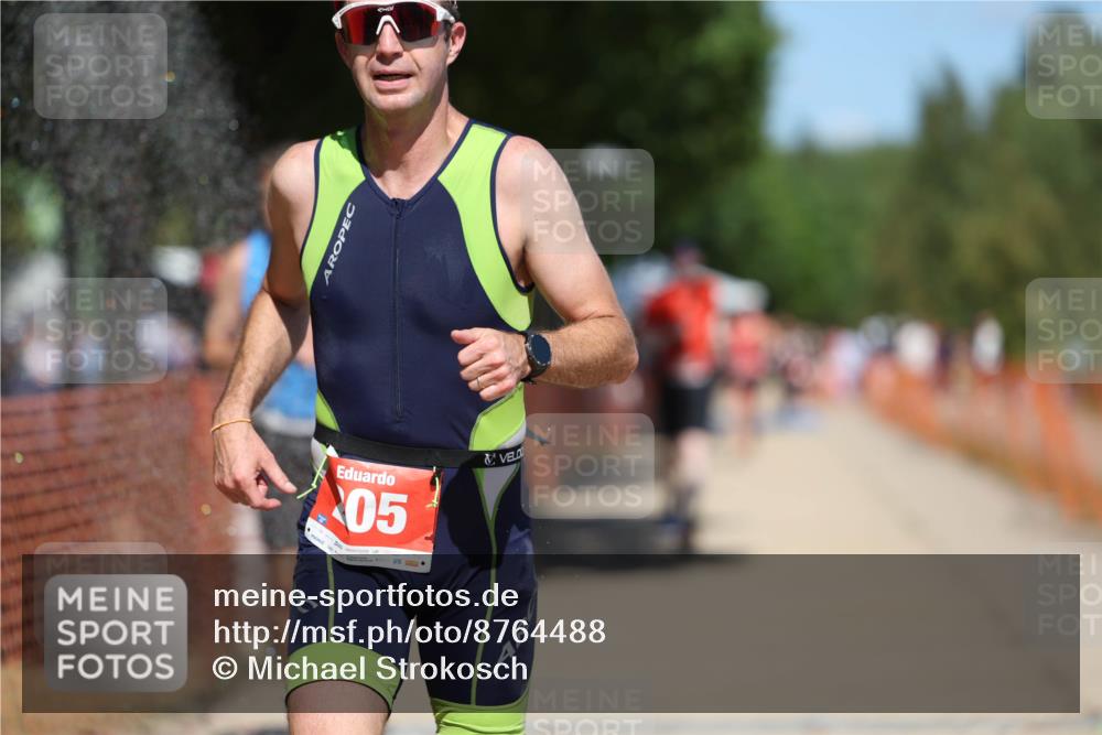 07.09.2025 - 19. Norderstedt Triathlon Michael Strokosch http://msf.ph/oto/8764488 07.09.2025 13:19:59 Laufen 161, 205, 808, 1321, 1397 meine-sportfotos.de