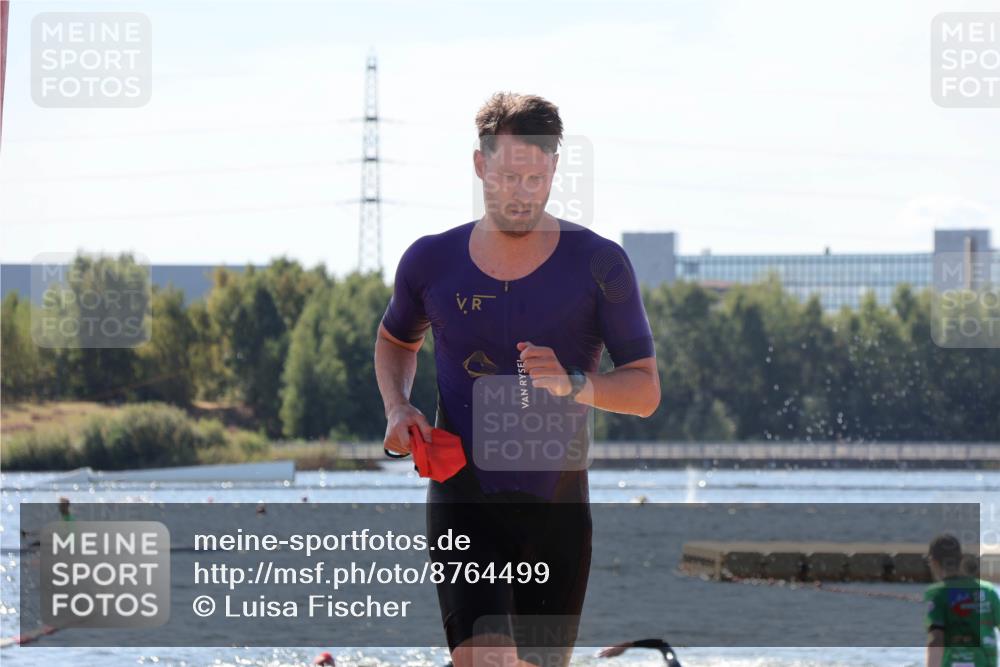 07.09.2025 - 19. Norderstedt Triathlon Luisa Fischer http://msf.ph/oto/8764499 07.09.2025 12:32:14 Schwimmen 179, 1388 meine-sportfotos.de