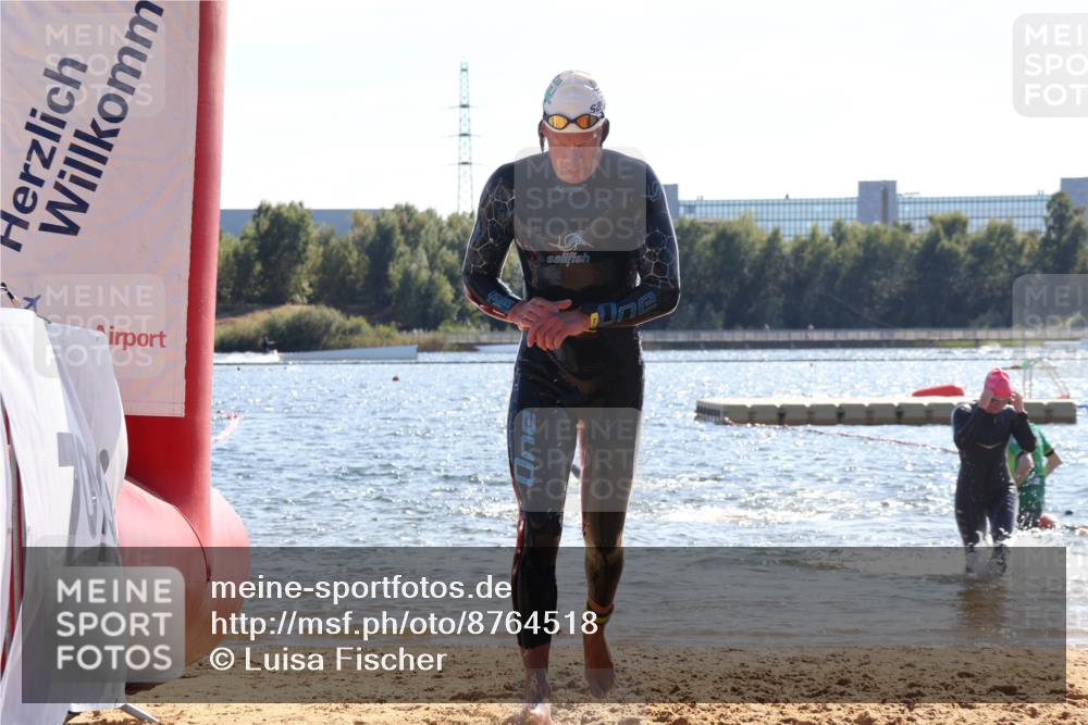 07.09.2025 - 19. Norderstedt Triathlon Luisa Fischer http://msf.ph/oto/8764518 07.09.2025 15:03:46 Schwimmen 914, 1435, 1533, 1534 meine-sportfotos.de