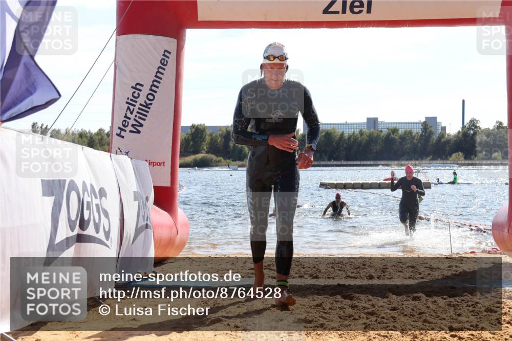 07.09.2025 - 19. Norderstedt Triathlon Luisa Fischer http://msf.ph/oto/8764528 07.09.2025 15:03:47 Schwimmen 914, 1435, 1533, 1534 meine-sportfotos.de