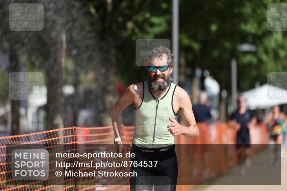 07.09.2025 - 19. Norderstedt Triathlon Michael Strokosch http://msf.ph/oto/8764537 07.09.2025 11:31:20 Laufen 196, 1160, 1198 meine-sportfotos.de