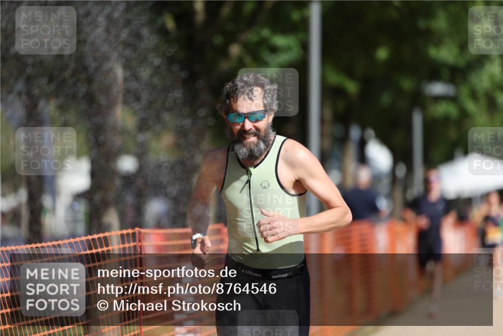 07.09.2025 - 19. Norderstedt Triathlon Michael Strokosch http://msf.ph/oto/8764546 07.09.2025 11:31:20 Laufen 196, 1160, 1198 meine-sportfotos.de