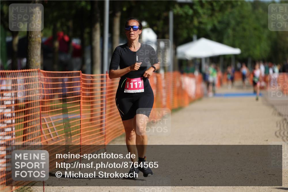 07.09.2025 - 19. Norderstedt Triathlon Michael Strokosch http://msf.ph/oto/8764565 07.09.2025 10:48:24 Laufen 91, 1117 meine-sportfotos.de