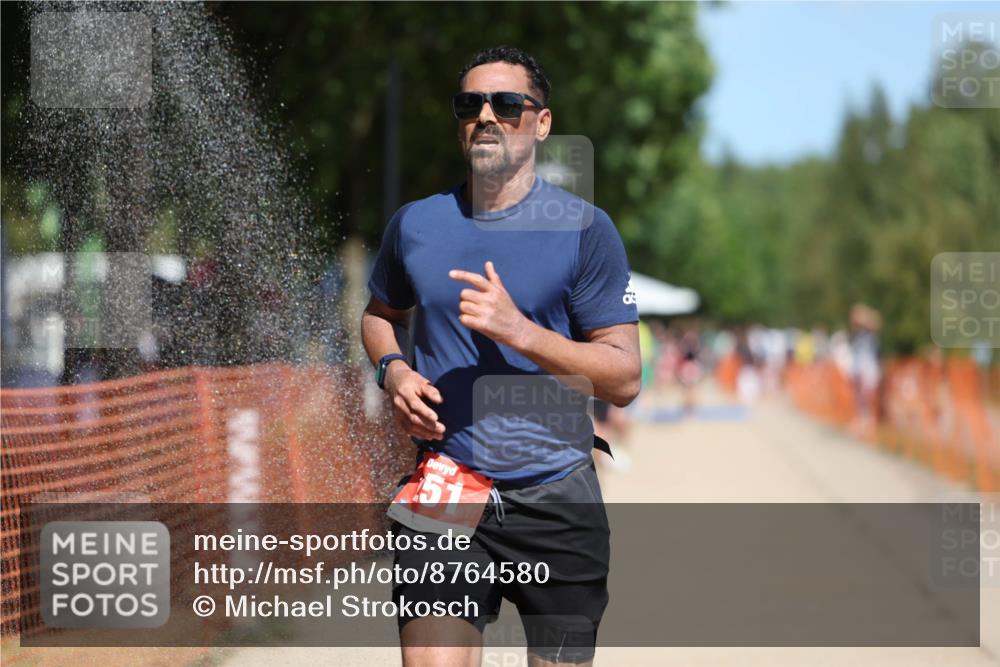 07.09.2025 - 19. Norderstedt Triathlon Michael Strokosch http://msf.ph/oto/8764580 07.09.2025 12:58:26 Laufen 194, 227, 251 meine-sportfotos.de