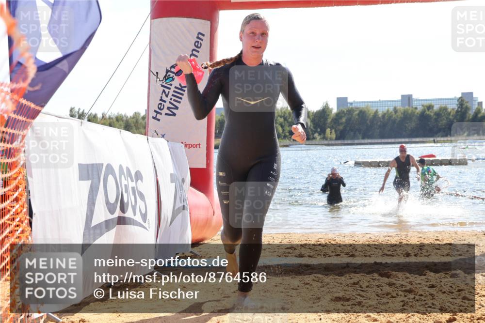 07.09.2025 - 19. Norderstedt Triathlon Luisa Fischer http://msf.ph/oto/8764586 07.09.2025 15:03:52 Schwimmen 913, 914, 1435, 1533, 1534 meine-sportfotos.de