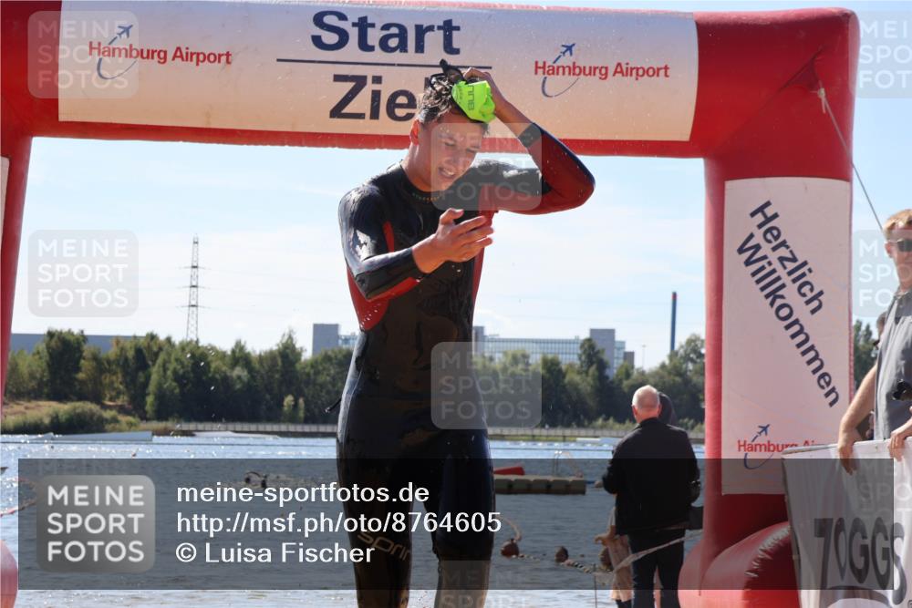 07.09.2025 - 19. Norderstedt Triathlon Luisa Fischer http://msf.ph/oto/8764605 07.09.2025 12:32:53 Schwimmen 327 meine-sportfotos.de
