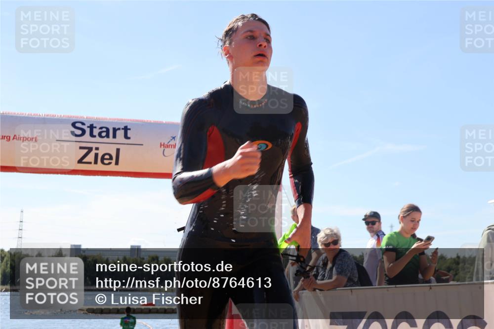 07.09.2025 - 19. Norderstedt Triathlon Luisa Fischer http://msf.ph/oto/8764613 07.09.2025 12:32:54 Schwimmen 327 meine-sportfotos.de