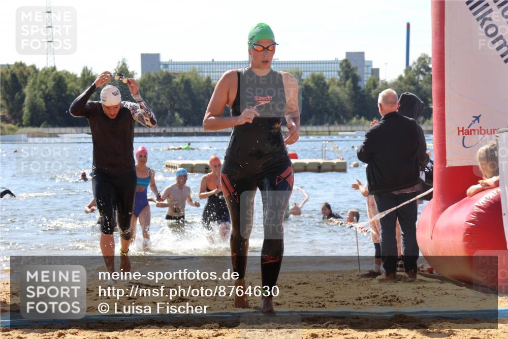 07.09.2025 - 19. Norderstedt Triathlon Luisa Fischer http://msf.ph/oto/8764630 07.09.2025 12:33:48 Schwimmen 232, 331, 799, 1389 meine-sportfotos.de