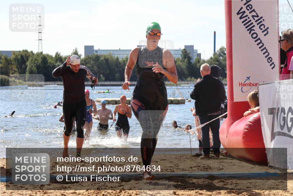 07.09.2025 - 19. Norderstedt Triathlon Luisa Fischer http://msf.ph/oto/8764634 07.09.2025 12:33:49 Schwimmen 232, 331, 799, 1389 meine-sportfotos.de