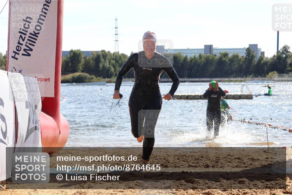 07.09.2025 - 19. Norderstedt Triathlon Luisa Fischer http://msf.ph/oto/8764645 07.09.2025 15:04:01 Schwimmen 870, 913, 914, 1528 meine-sportfotos.de