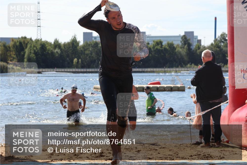 07.09.2025 - 19. Norderstedt Triathlon Luisa Fischer http://msf.ph/oto/8764651 07.09.2025 12:33:50 Schwimmen 232, 331, 799, 1389 meine-sportfotos.de
