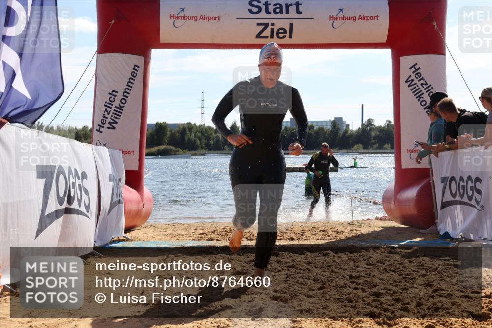 07.09.2025 - 19. Norderstedt Triathlon Luisa Fischer http://msf.ph/oto/8764660 07.09.2025 15:04:02 Schwimmen 870, 913, 914, 1528 meine-sportfotos.de
