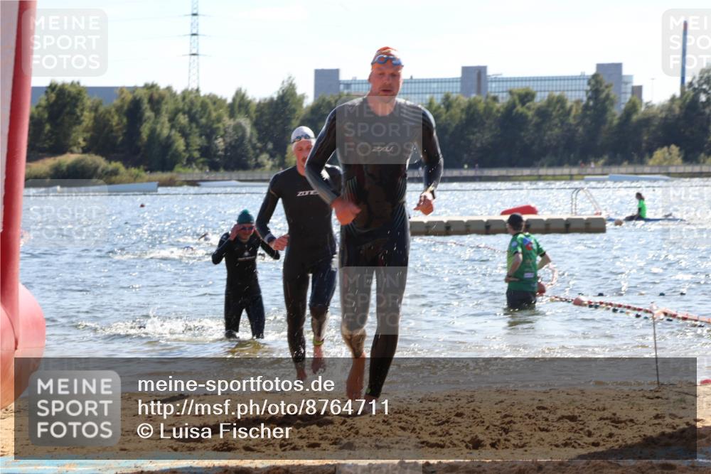 07.09.2025 - 19. Norderstedt Triathlon Luisa Fischer http://msf.ph/oto/8764711 07.09.2025 15:04:53 Schwimmen 868, 938 meine-sportfotos.de