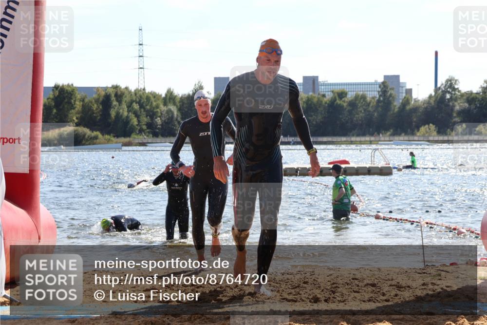 07.09.2025 - 19. Norderstedt Triathlon Luisa Fischer http://msf.ph/oto/8764720 07.09.2025 15:04:54 Schwimmen 868, 883, 938 meine-sportfotos.de
