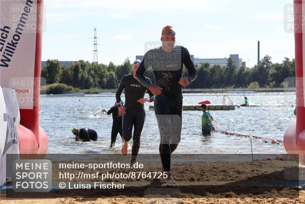 07.09.2025 - 19. Norderstedt Triathlon Luisa Fischer http://msf.ph/oto/8764725 07.09.2025 15:04:54 Schwimmen 868, 883, 938 meine-sportfotos.de