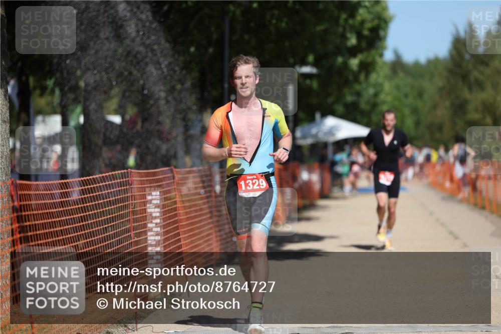 07.09.2025 - 19. Norderstedt Triathlon Michael Strokosch http://msf.ph/oto/8764727 07.09.2025 12:58:35 Laufen 194, 1212, 1290, 1329 meine-sportfotos.de