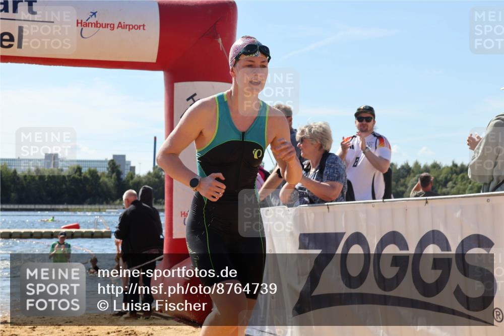 07.09.2025 - 19. Norderstedt Triathlon Luisa Fischer http://msf.ph/oto/8764739 07.09.2025 12:34:18 Schwimmen 230, 240, 311, 1259 meine-sportfotos.de