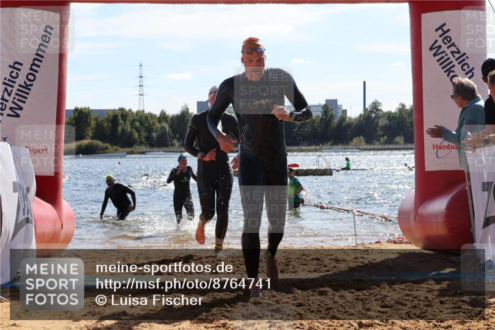 07.09.2025 - 19. Norderstedt Triathlon Luisa Fischer http://msf.ph/oto/8764741 07.09.2025 15:04:55 Schwimmen 868, 883, 938 meine-sportfotos.de