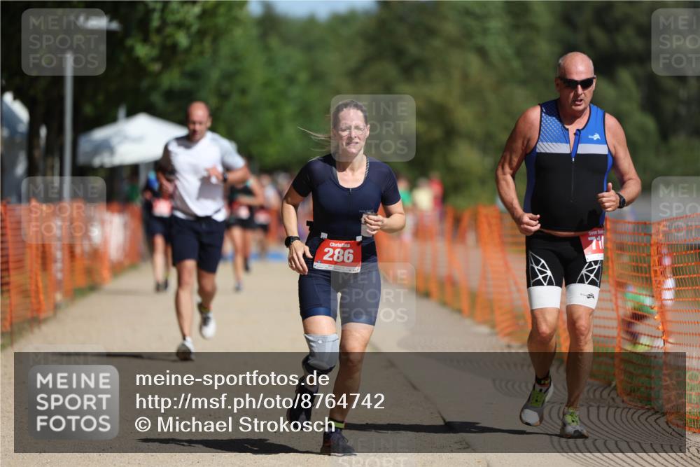 07.09.2025 - 19. Norderstedt Triathlon Michael Strokosch http://msf.ph/oto/8764742 07.09.2025 12:12:57 Laufen 286, 710, 861 meine-sportfotos.de