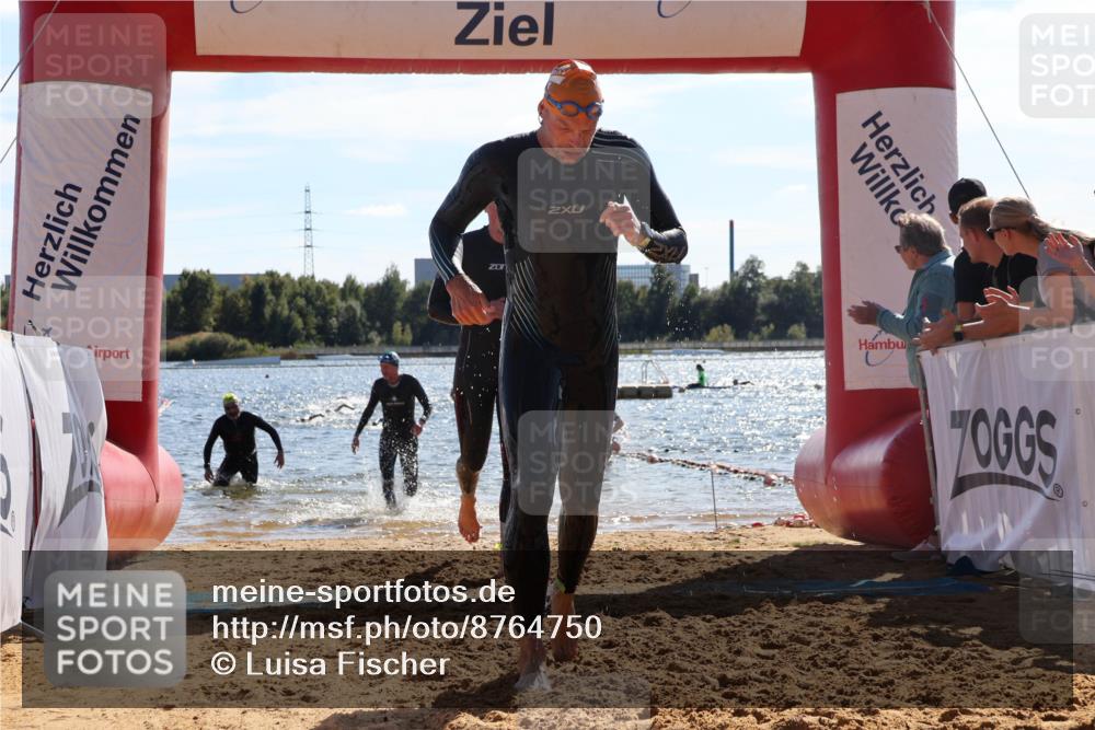 07.09.2025 - 19. Norderstedt Triathlon Luisa Fischer http://msf.ph/oto/8764750 07.09.2025 15:04:56 Schwimmen 868, 883, 938 meine-sportfotos.de
