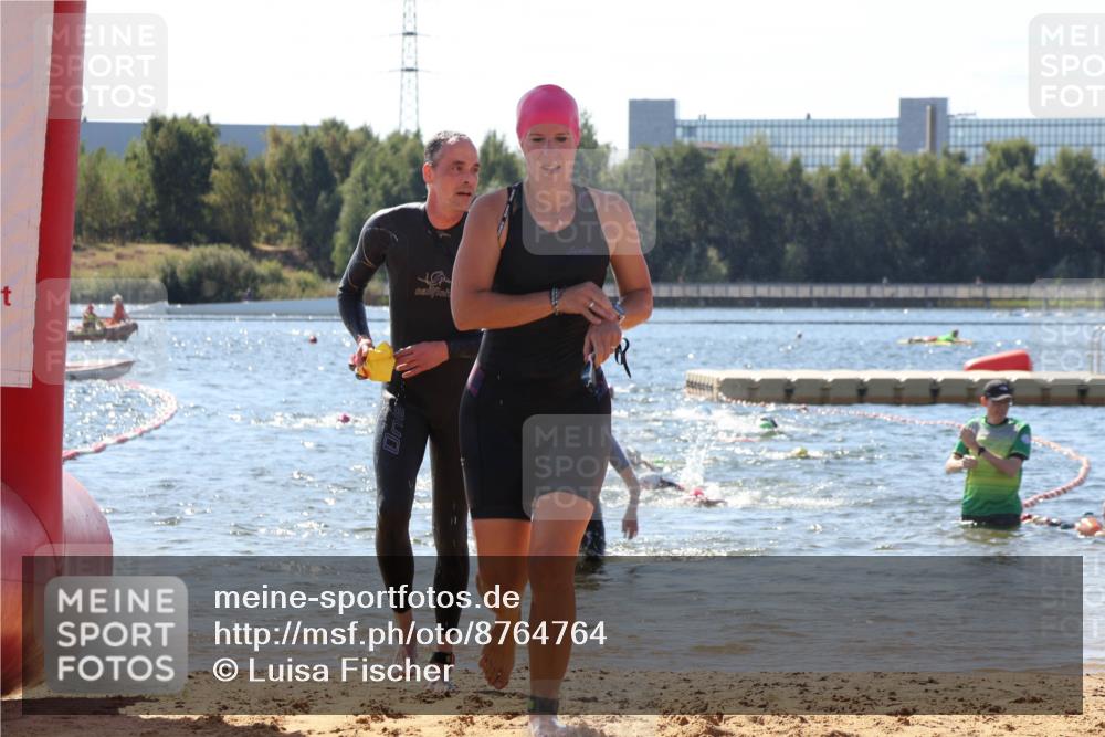 07.09.2025 - 19. Norderstedt Triathlon Luisa Fischer http://msf.ph/oto/8764764 07.09.2025 12:34:20 Schwimmen 230, 240, 311, 1259 meine-sportfotos.de