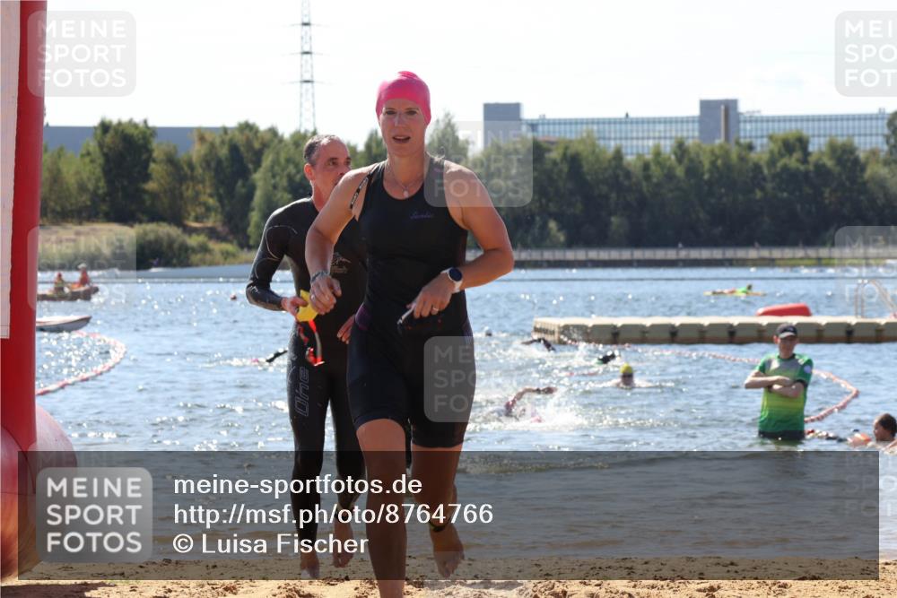 07.09.2025 - 19. Norderstedt Triathlon Luisa Fischer http://msf.ph/oto/8764766 07.09.2025 12:34:20 Schwimmen 230, 240, 311, 1259 meine-sportfotos.de