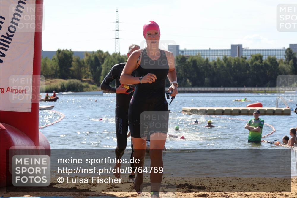 07.09.2025 - 19. Norderstedt Triathlon Luisa Fischer http://msf.ph/oto/8764769 07.09.2025 12:34:21 Schwimmen 230, 240, 311, 1259 meine-sportfotos.de