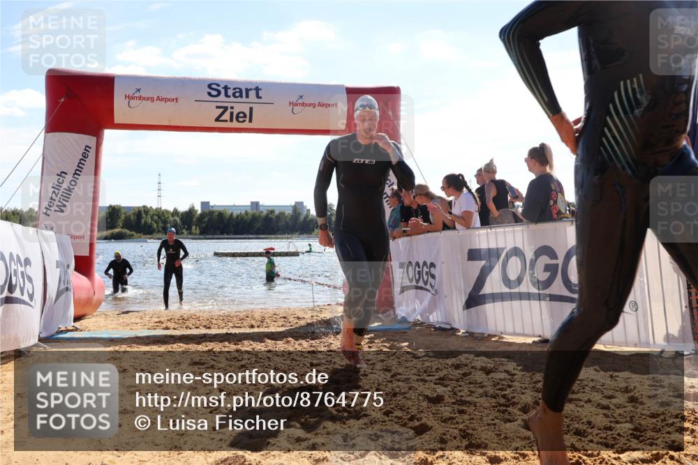 07.09.2025 - 19. Norderstedt Triathlon Luisa Fischer http://msf.ph/oto/8764775 07.09.2025 15:04:57 Schwimmen 868, 883, 938, 1523 meine-sportfotos.de