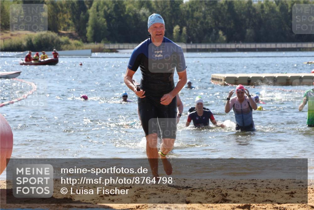 07.09.2025 - 19. Norderstedt Triathlon Luisa Fischer http://msf.ph/oto/8764798 07.09.2025 12:34:27 Schwimmen 230, 240, 1215, 1259 meine-sportfotos.de