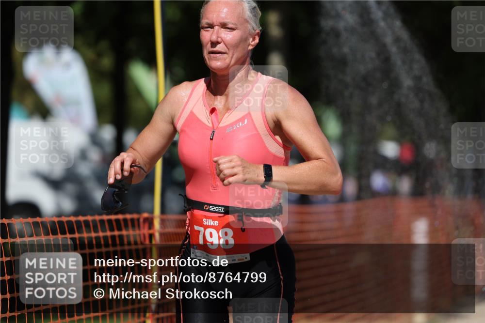 07.09.2025 - 19. Norderstedt Triathlon Michael Strokosch http://msf.ph/oto/8764799 07.09.2025 13:20:12 Laufen 781, 798 meine-sportfotos.de