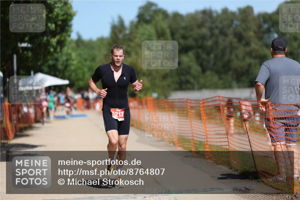07.09.2025 - 19. Norderstedt Triathlon Michael Strokosch http://msf.ph/oto/8764807 07.09.2025 12:58:38 Laufen 1212, 1290, 1329 meine-sportfotos.de