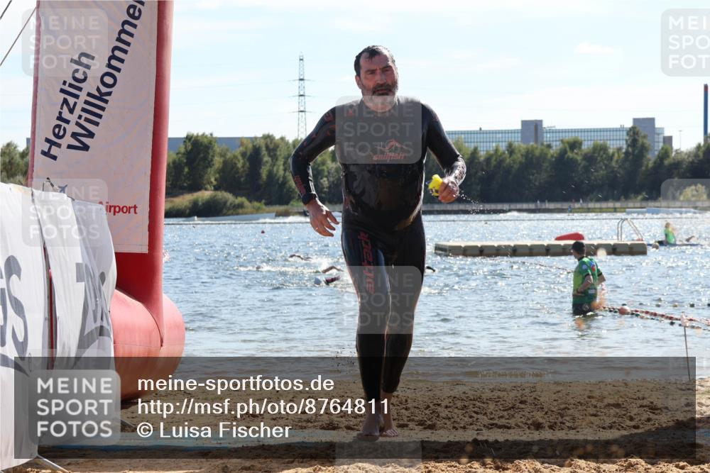 07.09.2025 - 19. Norderstedt Triathlon Luisa Fischer http://msf.ph/oto/8764811 07.09.2025 15:05:03 Schwimmen 868, 883, 938, 1523 meine-sportfotos.de