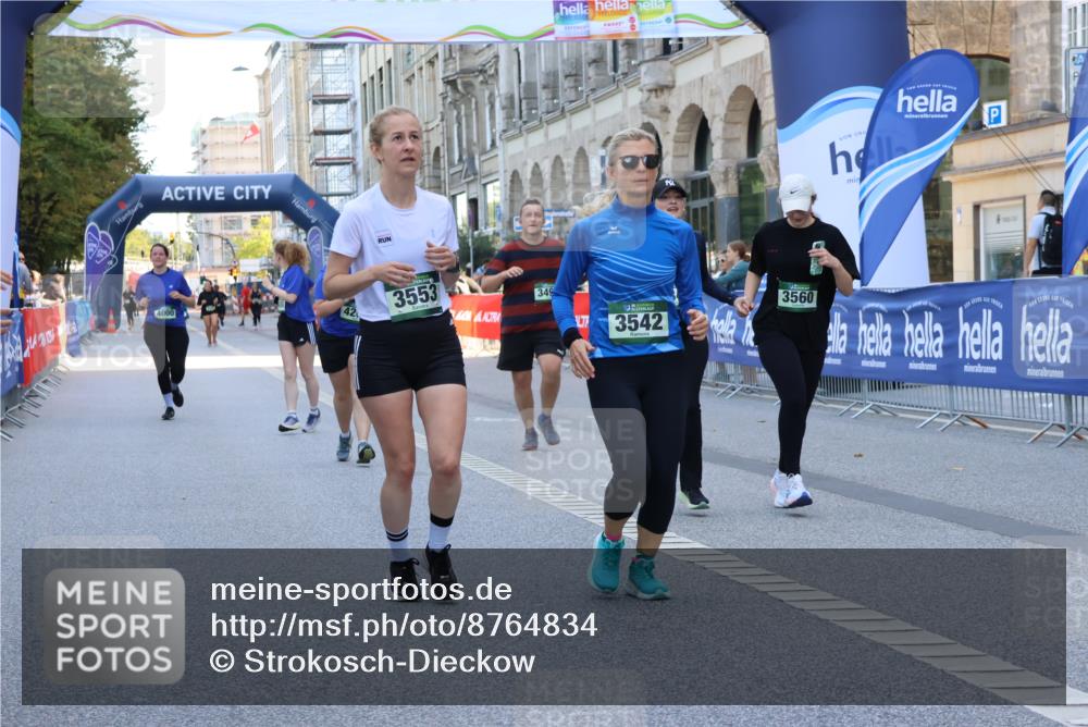 07.09.2025 - BARMER Alsterlauf Strokosch-Dieckow http://msf.ph/oto/8764834 07.09.2025 10:29:14 Ziel 2215, 2382, 3287, 4584, 5071, 6087 meine-sportfotos.de