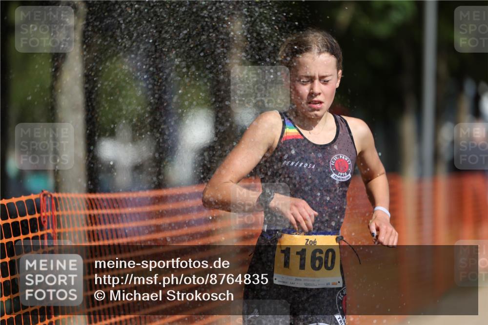 07.09.2025 - 19. Norderstedt Triathlon Michael Strokosch http://msf.ph/oto/8764835 07.09.2025 11:31:28 Laufen 1160, 1198 meine-sportfotos.de