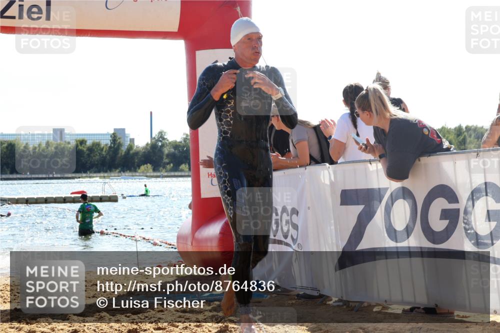 07.09.2025 - 19. Norderstedt Triathlon Luisa Fischer http://msf.ph/oto/8764836 07.09.2025 15:05:23 Schwimmen 942, 1460, 1522 meine-sportfotos.de
