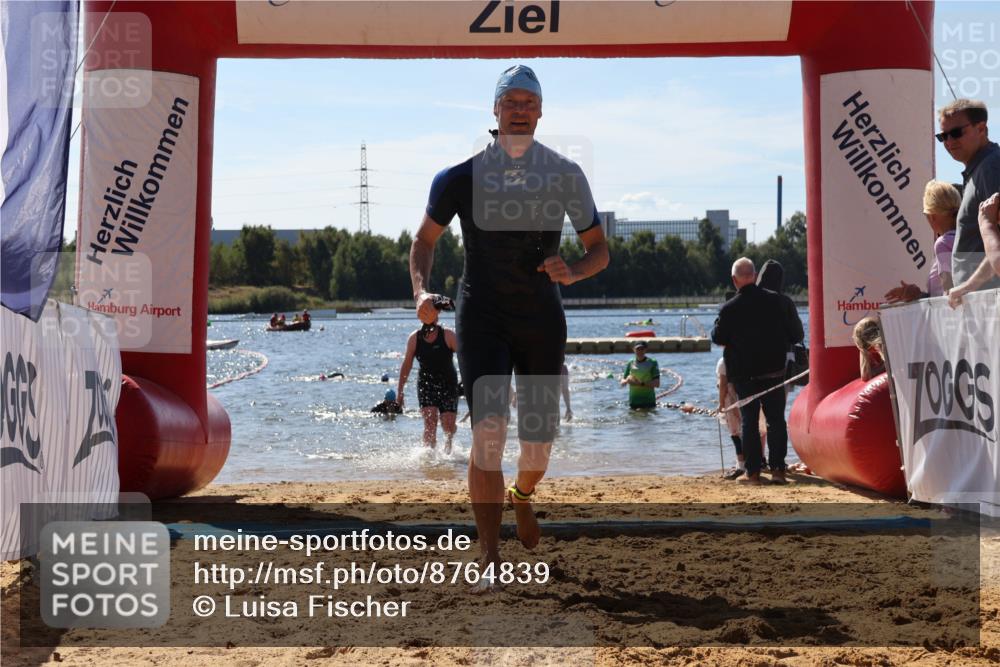 07.09.2025 - 19. Norderstedt Triathlon Luisa Fischer http://msf.ph/oto/8764839 07.09.2025 12:34:29 Schwimmen 211, 230, 1215, 1259 meine-sportfotos.de