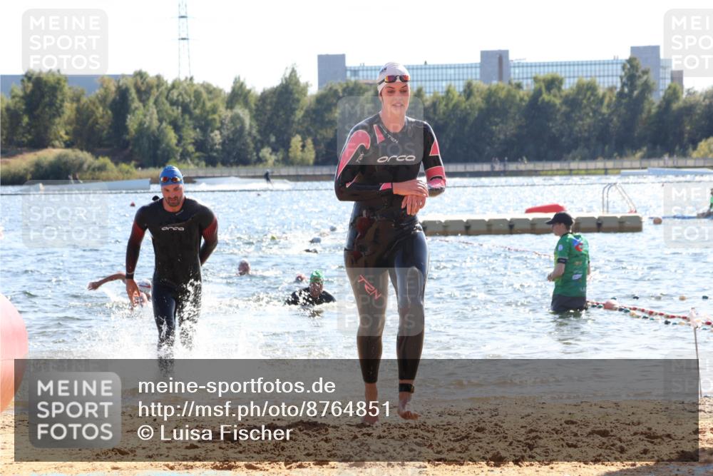 07.09.2025 - 19. Norderstedt Triathlon Luisa Fischer http://msf.ph/oto/8764851 07.09.2025 15:05:25 Schwimmen 942, 1460, 1522 meine-sportfotos.de