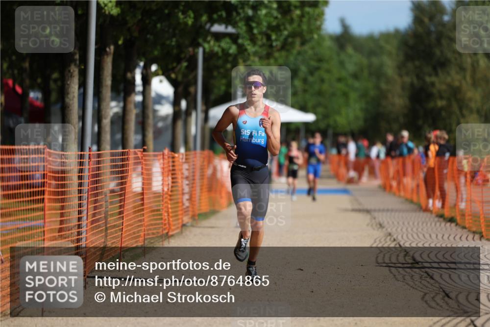 07.09.2025 - 19. Norderstedt Triathlon Michael Strokosch http://msf.ph/oto/8764865 07.09.2025 10:48:42 Laufen 654 meine-sportfotos.de