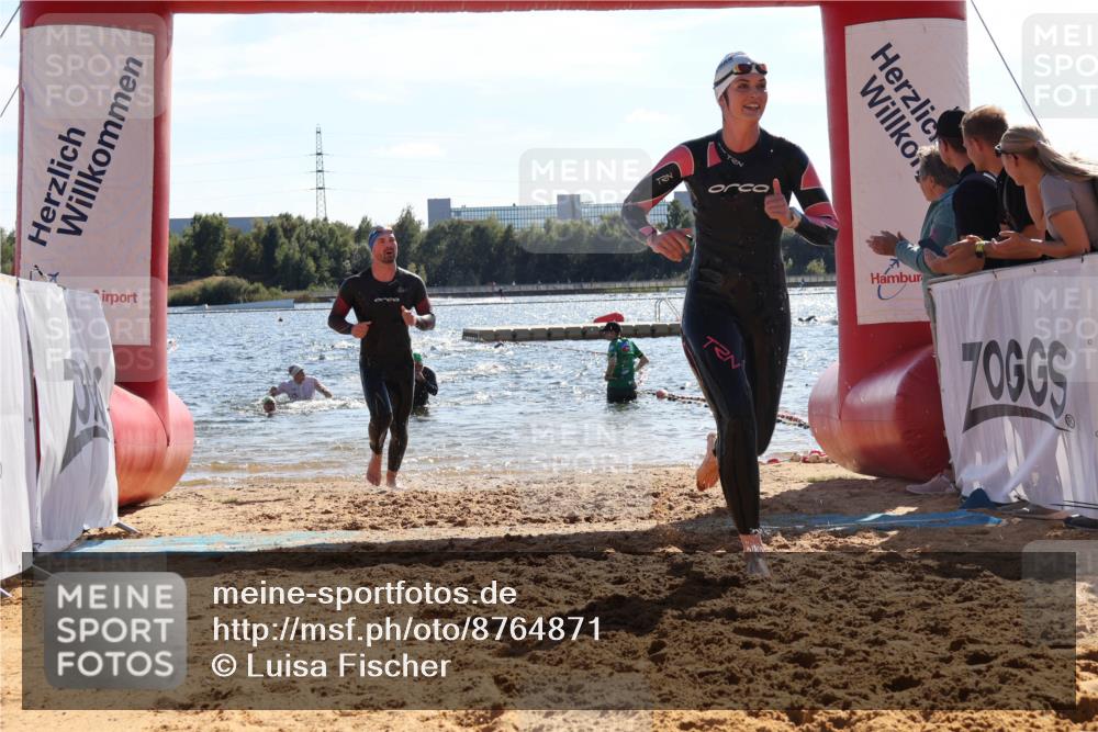 07.09.2025 - 19. Norderstedt Triathlon Luisa Fischer http://msf.ph/oto/8764871 07.09.2025 15:05:27 Schwimmen 942, 1460, 1522 meine-sportfotos.de