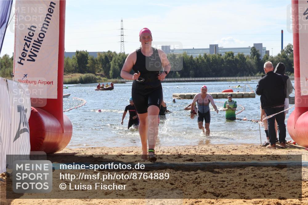 07.09.2025 - 19. Norderstedt Triathlon Luisa Fischer http://msf.ph/oto/8764889 07.09.2025 12:34:33 Schwimmen 211, 230, 241, 855, 1215 meine-sportfotos.de