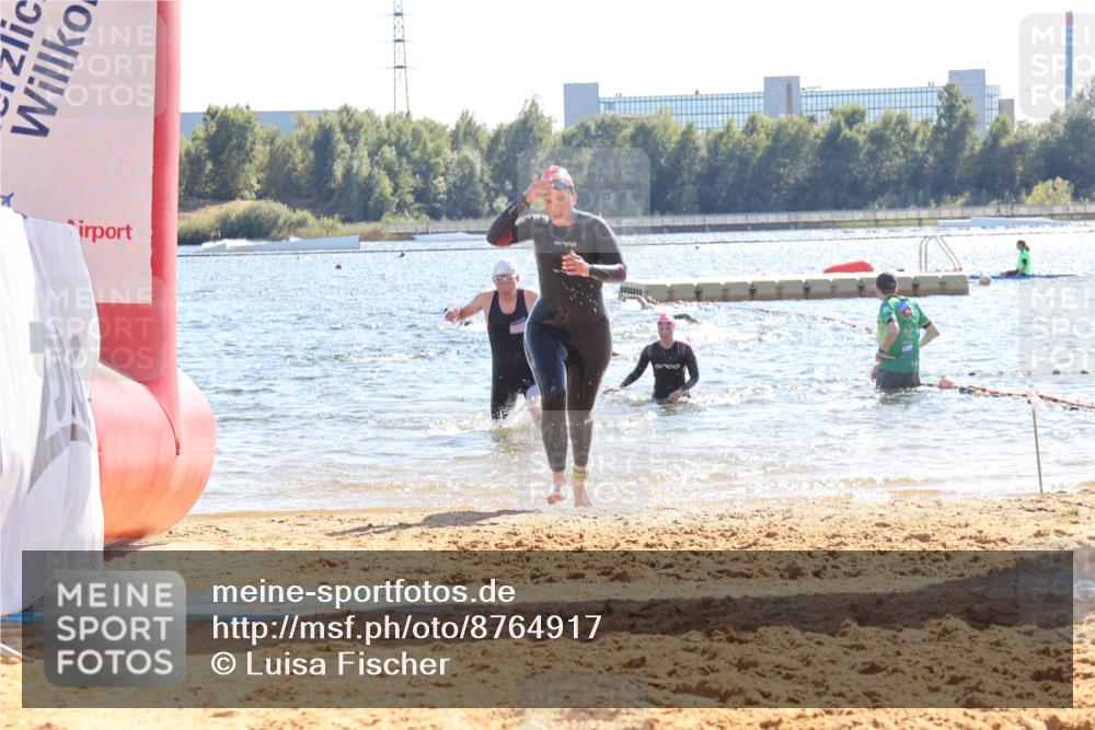 07.09.2025 - 19. Norderstedt Triathlon Luisa Fischer http://msf.ph/oto/8764917 07.09.2025 15:05:42 Schwimmen 937, 1411, 1413, 1475, 1546 meine-sportfotos.de