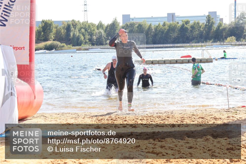 07.09.2025 - 19. Norderstedt Triathlon Luisa Fischer http://msf.ph/oto/8764920 07.09.2025 15:05:43 Schwimmen 937, 1411, 1413, 1475, 1546 meine-sportfotos.de