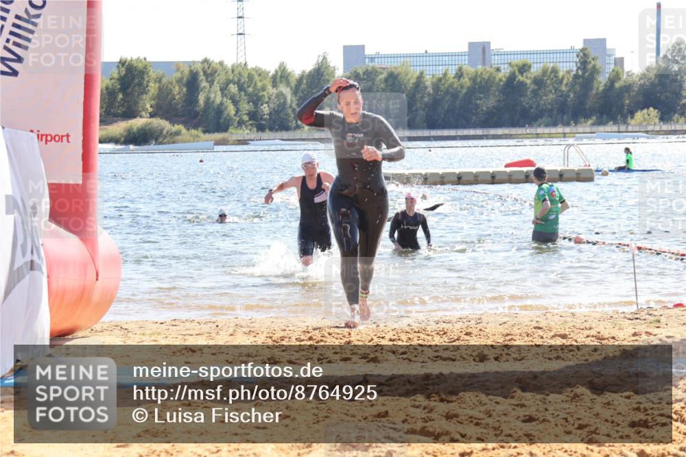 07.09.2025 - 19. Norderstedt Triathlon Luisa Fischer http://msf.ph/oto/8764925 07.09.2025 15:05:43 Schwimmen 937, 1411, 1413, 1475, 1546 meine-sportfotos.de