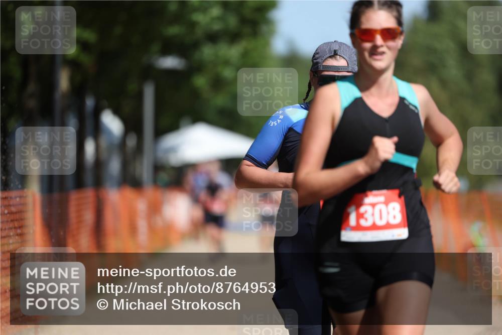 07.09.2025 - 19. Norderstedt Triathlon Michael Strokosch http://msf.ph/oto/8764953 07.09.2025 12:13:08 Laufen 1308, 1367 meine-sportfotos.de