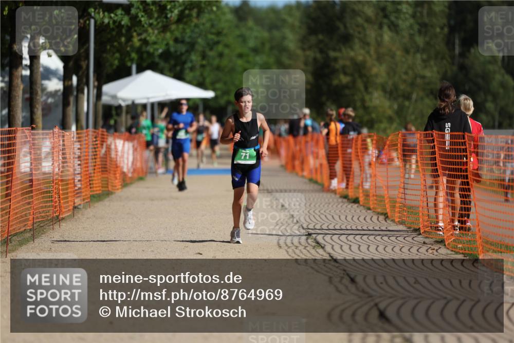 07.09.2025 - 19. Norderstedt Triathlon Michael Strokosch http://msf.ph/oto/8764969 07.09.2025 10:48:45 Laufen 71, 654 meine-sportfotos.de