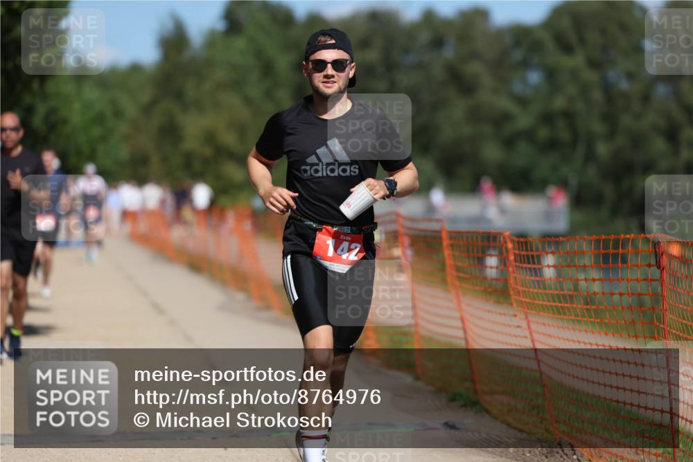 07.09.2025 - 19. Norderstedt Triathlon Michael Strokosch http://msf.ph/oto/8764976 07.09.2025 13:20:22 Laufen 141, 142, 1299 meine-sportfotos.de